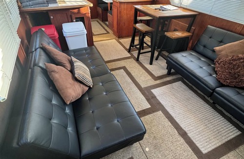 Anchor Bay Harbor Boat Rental | 3 Bedroom, 2 Bathroom, Stationary 60' [sixty ft] House Boat, Sleeps 6