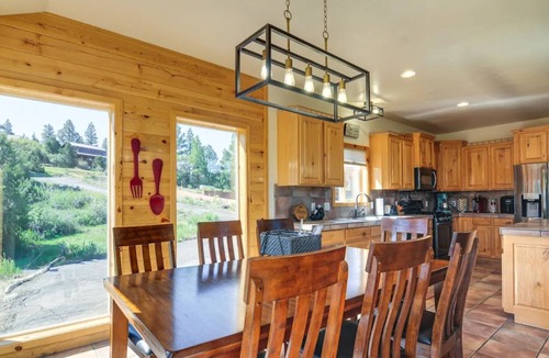 Long Valley Junction Cabin | 3-bedroom cabin in tranquil Alton with cozy living spaces