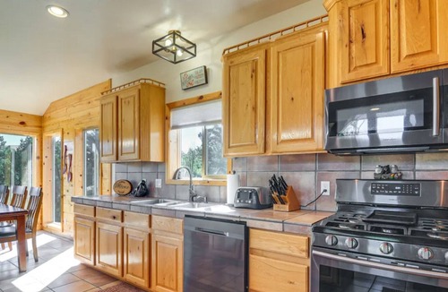 Long Valley Junction Cabin | 3-bedroom cabin in tranquil Alton with cozy living spaces