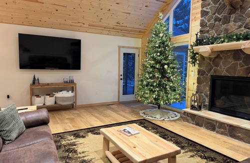 Babcock Cabin | 3-bedroom cabin on Petenwell Lake