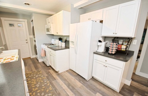 Wooded Estates House | 3 blocks to Notre Dame, EV Charger, BBQ & Fire Pit! (1707)