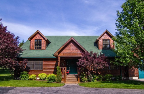 Thompsonville House | 3 level Executive Home in the Village of Crystal Mountain Resort
