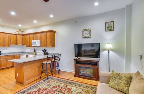 Sawyer Apartment | 3 Mi to Warren Dunes: Sawyer Getaway w/Fireplace!