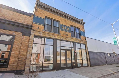 Grand Rapids Apartment | 3 Private King Suites - Downtown GR - The BlueJay
