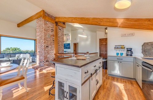 Warrenton House | 4-Acre Beach Farmhouse, hot tub, firepit, game room, 3 min walk to beach, slp 12