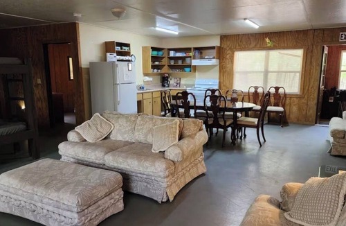 Mason Cabin | 4-bedroom lodge in lovely Mason