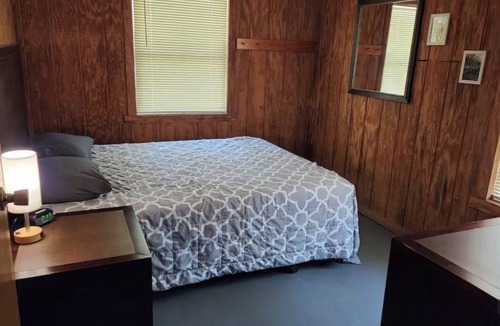 Mason Cabin | 4-bedroom lodge in lovely Mason