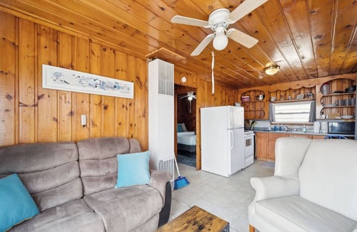 Oscoda Cabin | #4 | Cozy Classic on the Beach