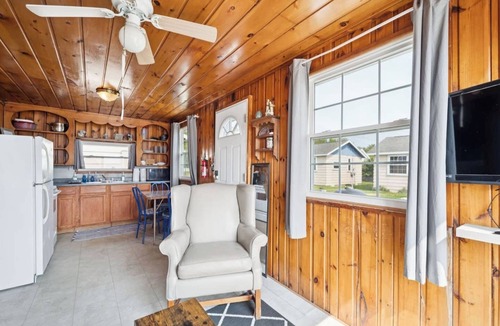 Oscoda Cabin | #4 | Cozy Classic on the Beach
