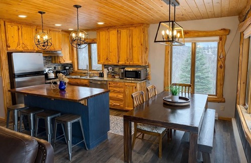 Silver Bay Cabin | 4 Min To Tettgouche|Sauna|Amazing Views|12 Acres