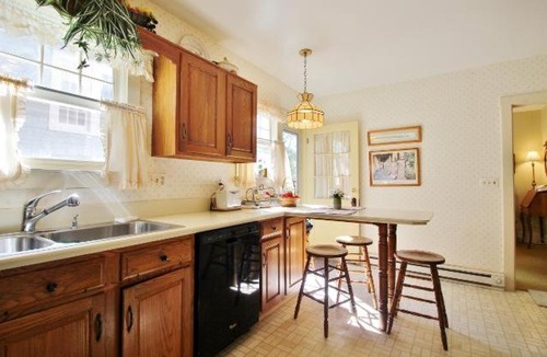 Chautauqua House | 42 Forest Lane