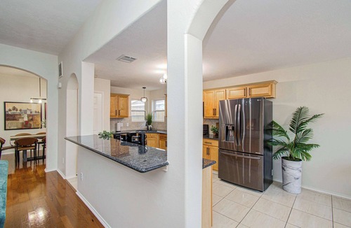 Clodine House | 4BR Game Room + Firepit Sleeps 9 | Near Eats