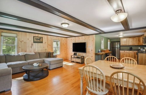 Brantingham Cabin | 5-Acre Brantingham Property w/Porch & Grill!