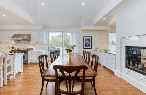 Beach Hampton House | 5 Bed Amagansett Dunes Luxury w/Pool + Elevator + 2 Min walk to private beach