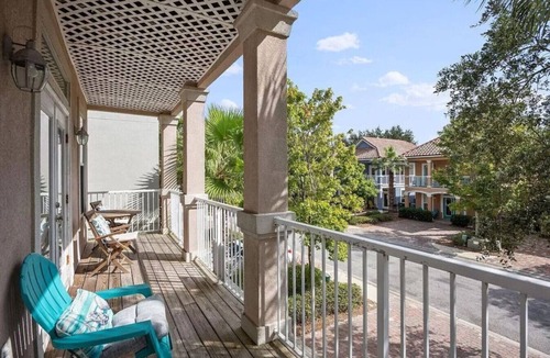 Villages of Crystal Beach House | ☛5 Minutes from the Beach★ Pool/Hot Tub★ Stocked☚