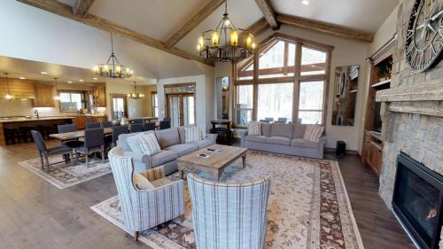 Sunriver House | 56629 Sunstone Loop