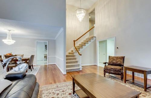 Perrysburg House | 7 Mi to Dtwn Toledo: Spacious Family Home!