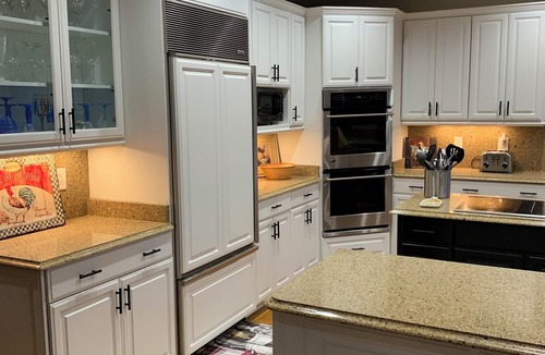 Greensboro House | 7BR Reynolds Lake Oconee Luxury Lakefront- Private Pool, Spa & Dock - Sleeps 16