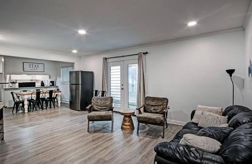Tougaloo House | 7BR Workforce Stay Near I-55 & I-220