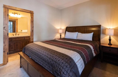 Sunriver House | 8 Caldera Cabin