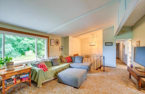 Northeast Michigan House | 8 Mi to Crystal Mountain: Peaceful Up North Home