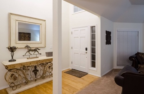 West Portland Park House | 9 BEDS/4 BATH/7 BEDROOM SW PORTLAND MODERN HILLSIDE HOME KING BED
