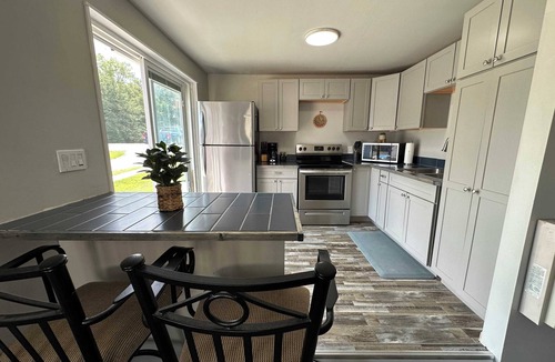 Oscoda Cabin | #9 | Fresh, Modern Studio by Lake