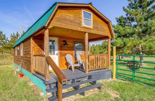 Central Lake House | 9 Mi to Lake Michigan: Secluded Cabin Getaway