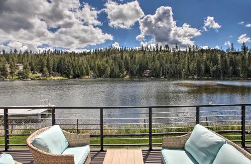 Twin Lakes House | A Contemporary Dream: Lakefront Rathdrum Oasis!