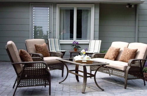 Mystic House | A peaceful nature setting within a two minute drive to Historic Downtown Mystic.