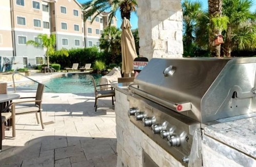 Webster Apartment | Accessible 1BR Suite | Free Daily Breakfast + Pool
