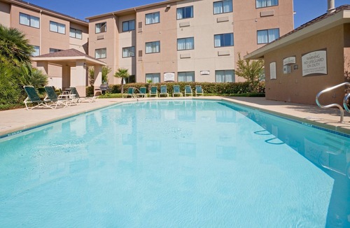 San Angelo Apartment | Accessible Studio w/Tub | Hot Breakfast + Pool