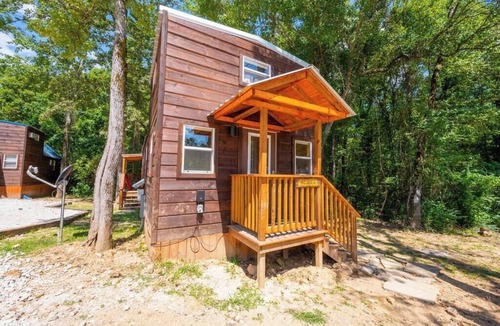 Broken Bow Cabin | Acorn: Sleeps 4, Tiny Cabin, Pets, Near Park/Lake