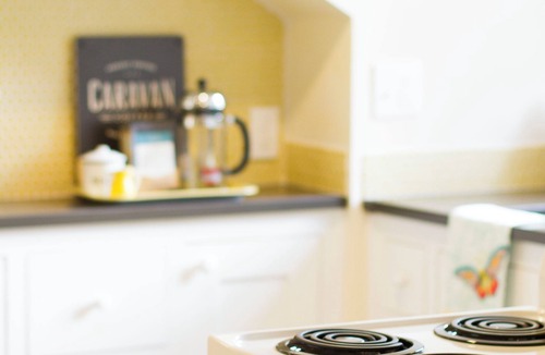 Newberg Apartment | Adorable attic cottage in the heart of Oregon Wine Country.