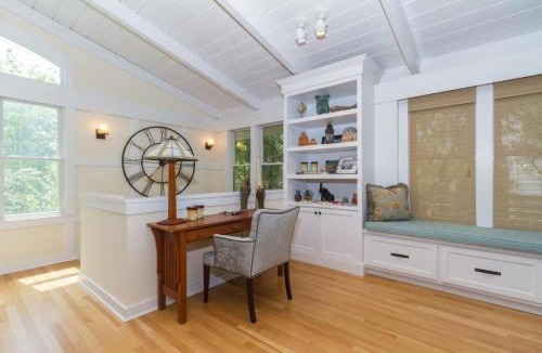 Ocean Beach Apartment | Adventure-Ready Home