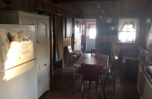 Honor Cottage | Affordable Family Fun on the Platte Lakes Van Hammen Cottage #2