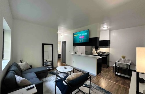 Rotterdam Apartment | Affordable Stay Near Proctors-A5