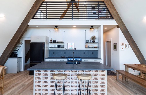 Williams Cabin | Aframe Grand Canyon - Views - Fenced - Modern