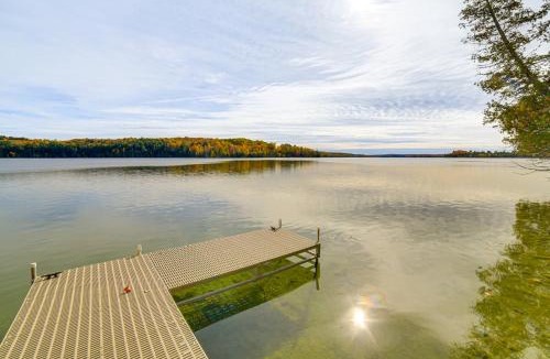 Stambaugh House | All-Season Adventures! Chicaugon Lakefront Gem