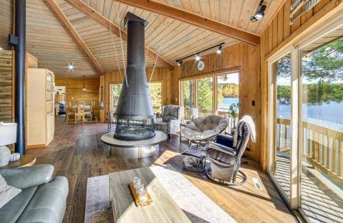 Stambaugh House | All-Season Adventures! Chicaugon Lakefront Gem
