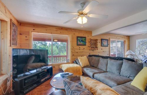 Long Valley Junction House | Alton Cabin w/Deck ~ 2 Mi to Dixie Nat'l Forest!