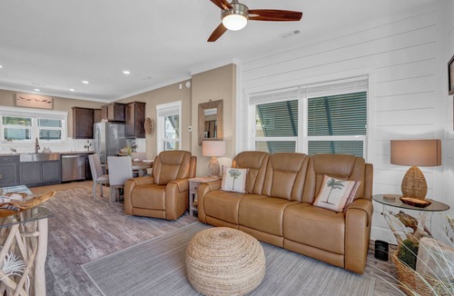 Marathon House | Amazing Ocean View/Boat Slip/Pool/Hammocks/Rooftop Deck/Fire Pit