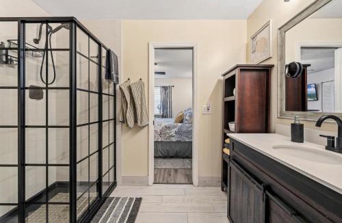 Jensen Beach House | Ambers Jensen Beachhouse with Hot Tub