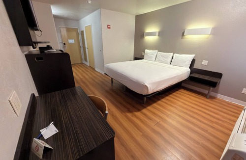 Apache Junction Hotel | Americas Best Value Inn Apache Junction