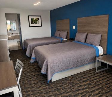 West Orange Hotel | Ameristay Inn & Suites