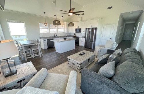 Grand Isle House | AMO - Beachfront - Island Realty