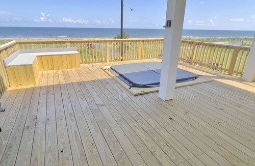 Grand Isle House | AMO - Beachfront - Island Realty