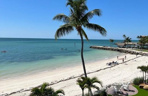 Marathon House | An Ocean Front Luxury Retreat for Your Dream Vacation in the FL Keys.