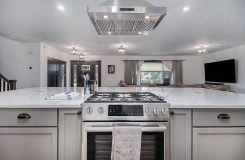 Northeast South Bend House | Anam Cara by Golden Home Rentals