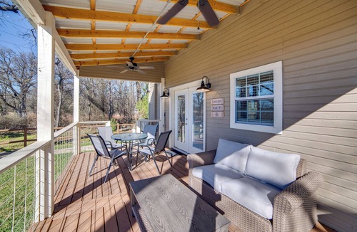 Tool Cabin | Anglers' Haven! Cedar Creek Reservoir Getaway